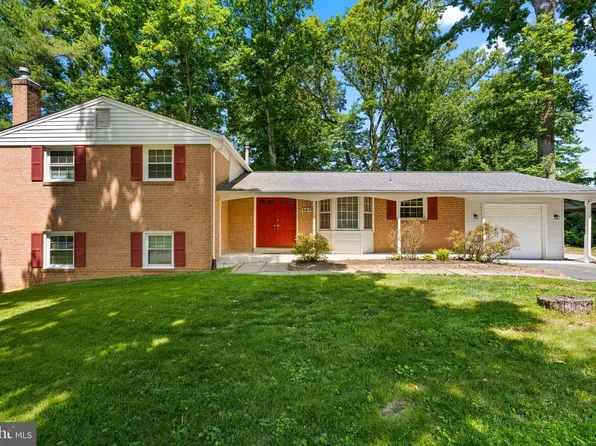 6608 Grey Fox Dr, Springfield, VA 22152