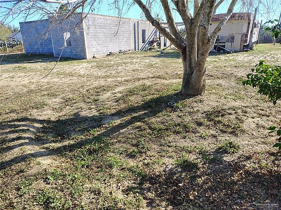 4th image of 2510 Venecia Dr
