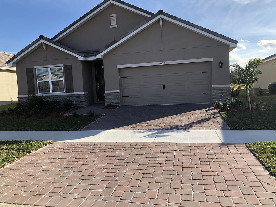 1st image of 10571 SW Toren Way