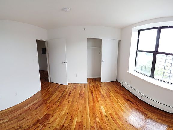 5th image of 365 Lincoln Ave #4B