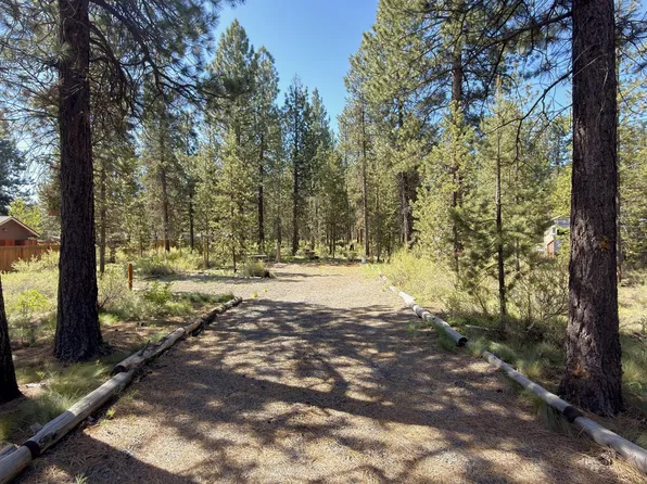 16999 Jacinto Rd, Bend, OR 97707