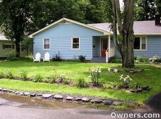 68 Westminster Ter, Bellows Falls, VT 05101