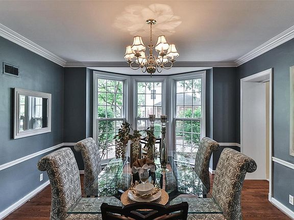 Formal dining room with pella windows.