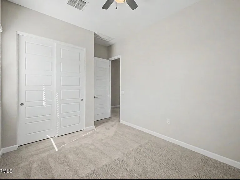 5016 E Gallop Way — Photo 17