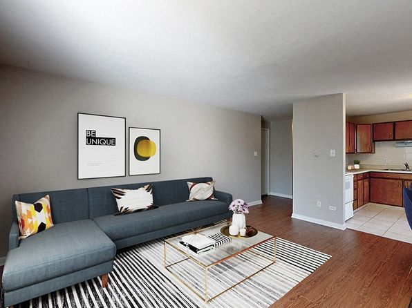 1344 N High St APT 2