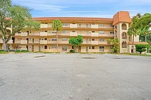 2 bed, 2.0 bath, 1320 sqft, $1,780 — Photo 1