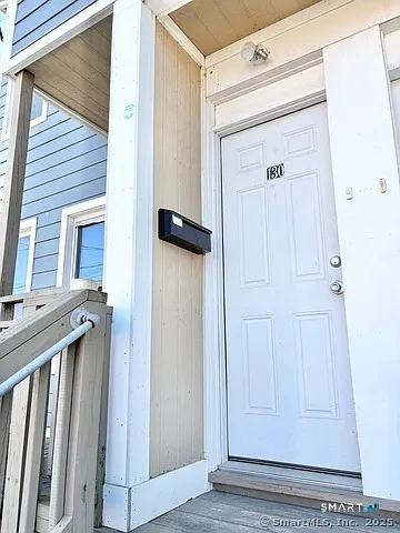 Building Photo - 126 Burroughs St #130