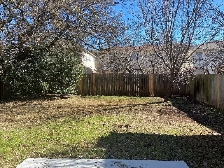 13305 Black Canyon Dr — Photo 26