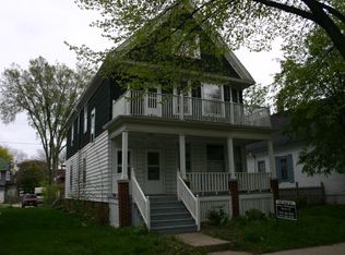 2572 N Weil St #A, Milwaukee, WI 53212