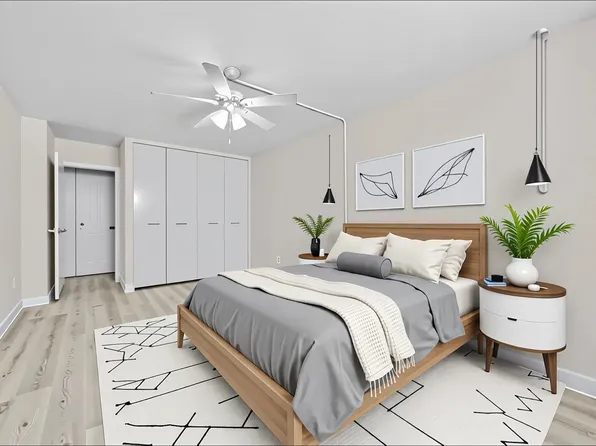 555 Kappock Street image 11 of 24