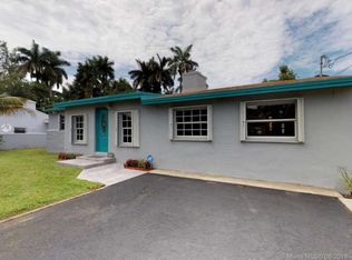 88 NW 85th St, Miami, FL 33150