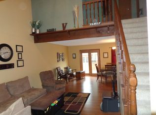 4421 E Lexington Cir, Sioux Falls, SD 57103