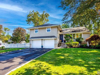 51 Prell Ln, New Milford, NJ, 07646