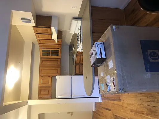 Rented by Melissa Conanan, LREB | media 8