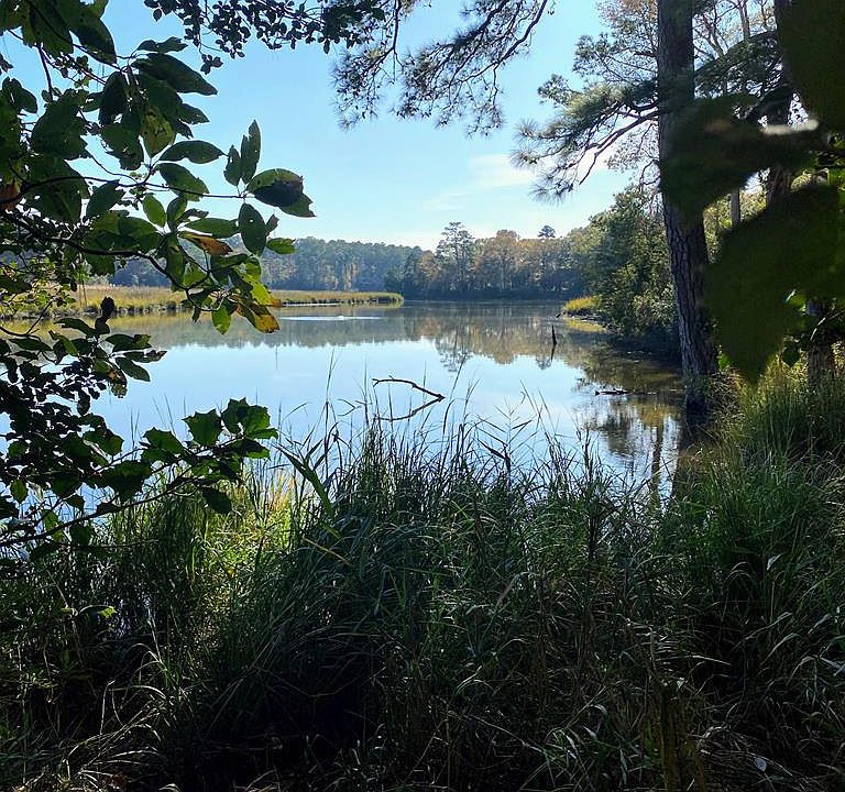 1st image of 13 Eagle Point Ct