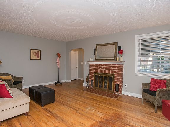 4th image of 6602 Lochinvar Dr