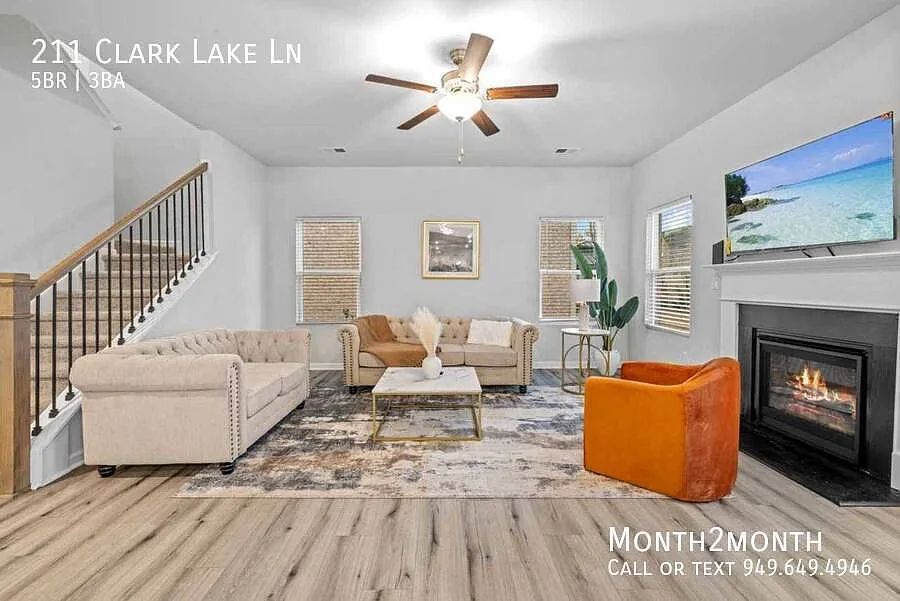 211 Clark Lake Ln
