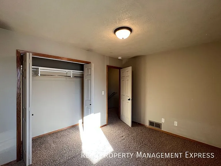 3604 W 93rd St #3 — Photo 10