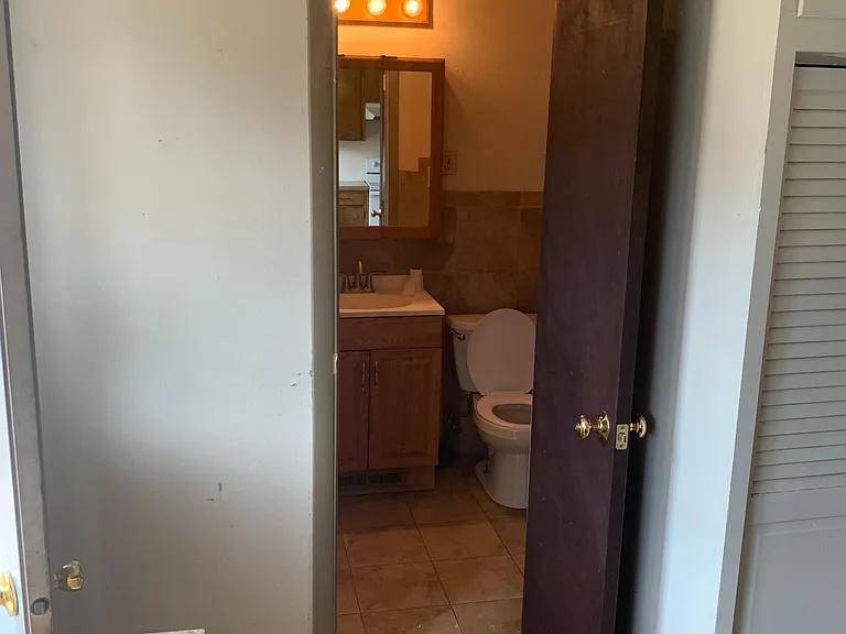 1312 Shield St — Photo 8