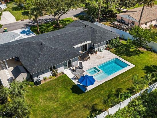 12 BURLING Way, Jacksonville Beach, FL 32250