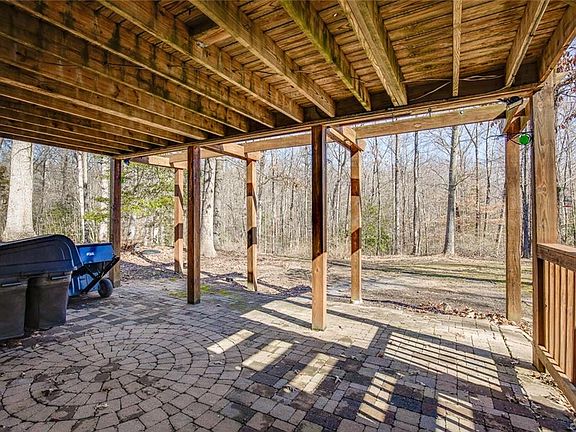 3rd image of 1640 Mattox Mill Ct