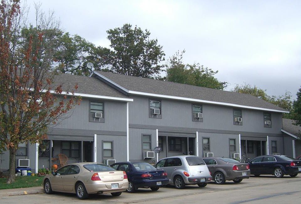 2nd image of 2105 S Franklin St APT 511
