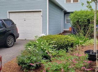 50 Valade Rd, Burlington, VT 05408