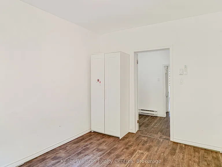 726 Berford St — Photo 18