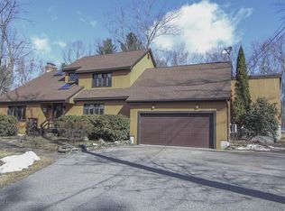 100 John Haley Rd, Brimfield, MA 01010