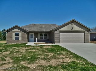 1200 Addelyn Dr, Fulton, MO 65251