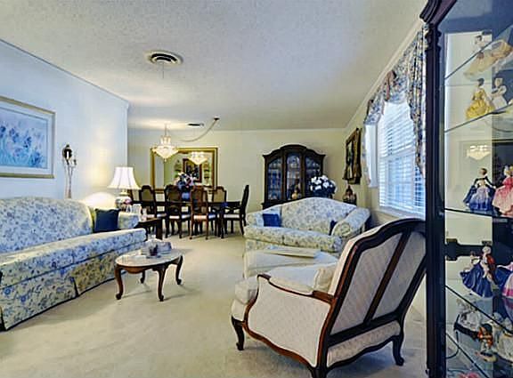 5th image of 3801 Wayland Dr