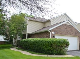 577 Canterbury Dr #18C, Carol Stream, IL 60188