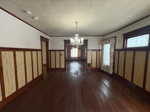 68 Baxter St, Buffalo, NY 14207