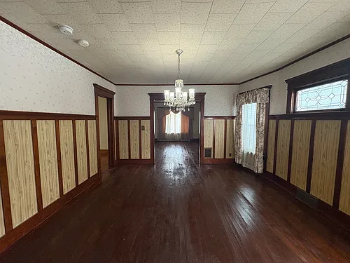 68 Baxter St Photo 1