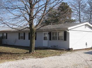 244 N Pitt St, Virginia, IL 62691