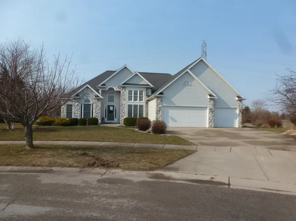 2963 Meadow Berry Ct, Bay City, MI 48706