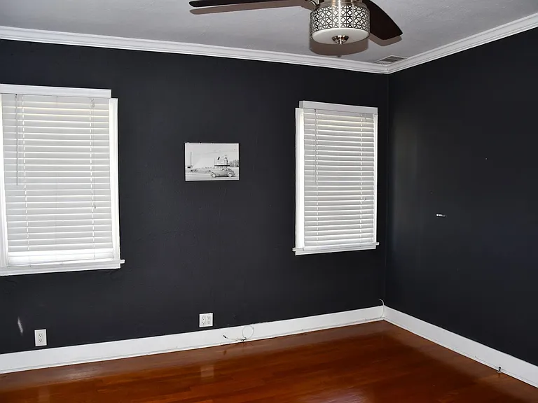 629 W Culver Ave — Photo 4