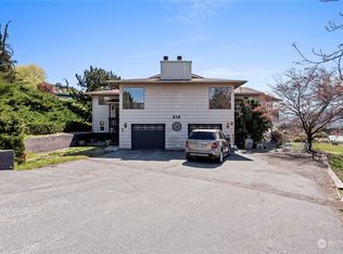 212 Stull Ct #1 & 2, East Wenatchee, WA
