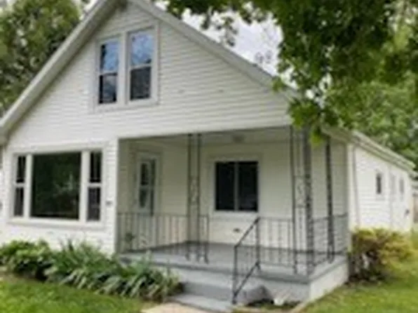 321 Fairfax Rd, Vermilion, OH 44089