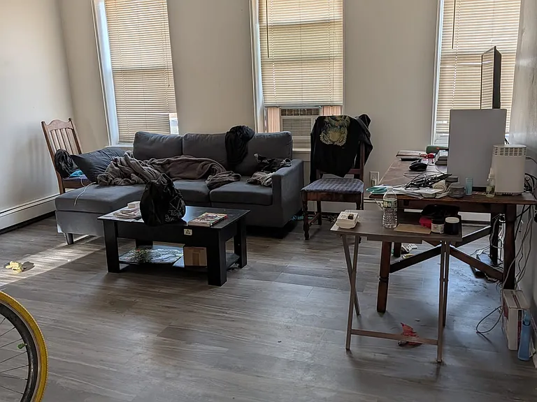 1004.5 Fanny St #L — Photo 1