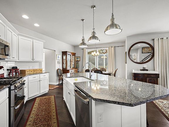 3rd image of 1232 Twisted Branch Way