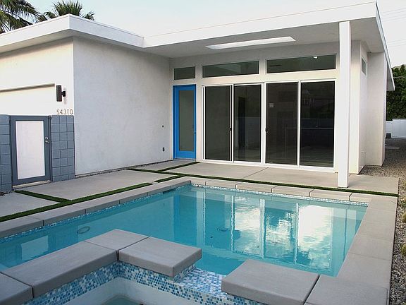 Indoor/Outdoor living space