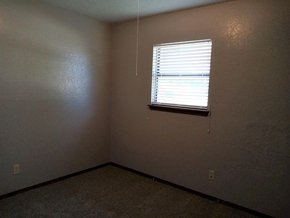 5th image of 1401 Nancy Dr #1403