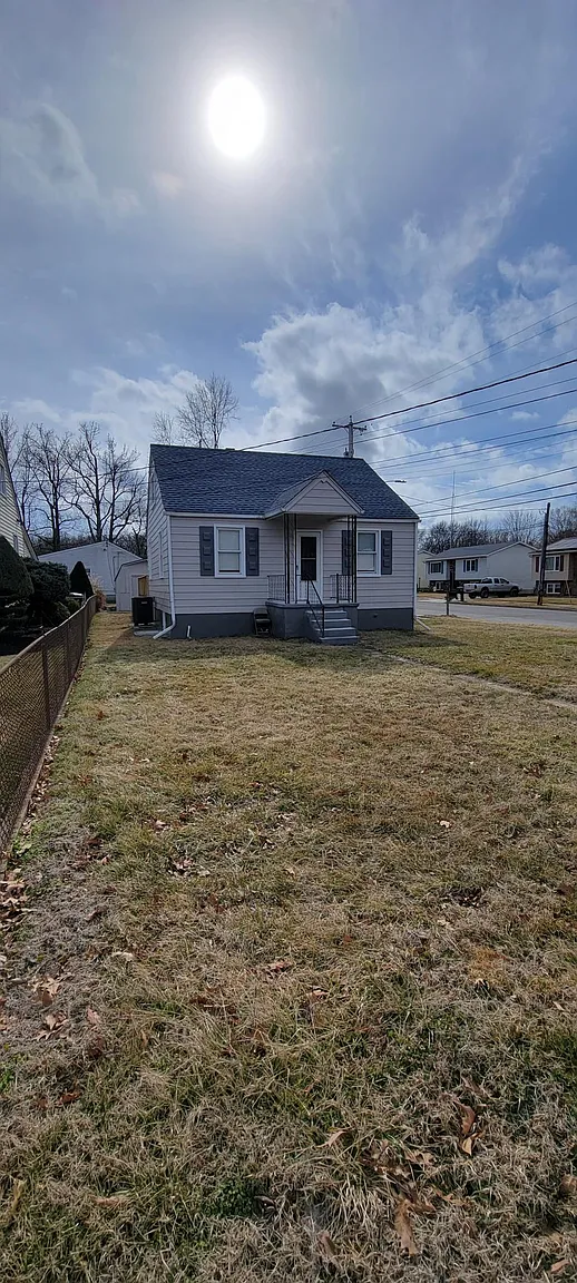 1801 Middleborough Rd photo 1