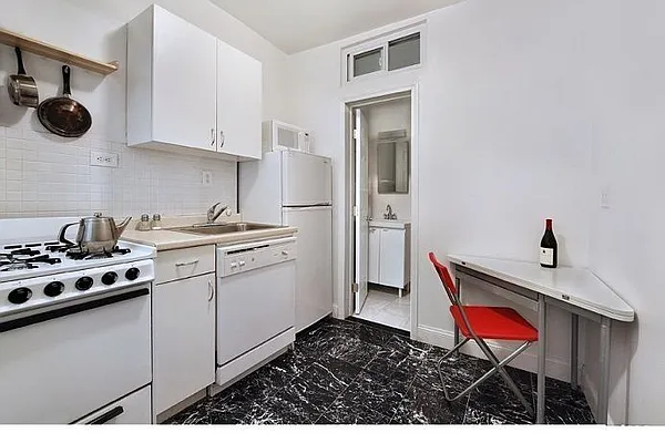 Rented by Manhattan Flats | media 21