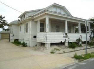204 E 23rd St, Brant Beach, NJ 08008