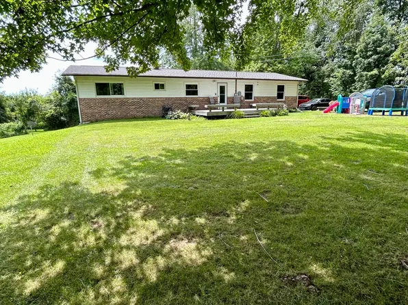 1510 K Dr S, East Leroy, MI 49051