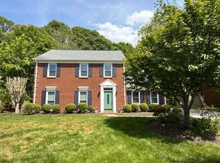 9909 Elm Creek Ln, Charlotte, NC 28277