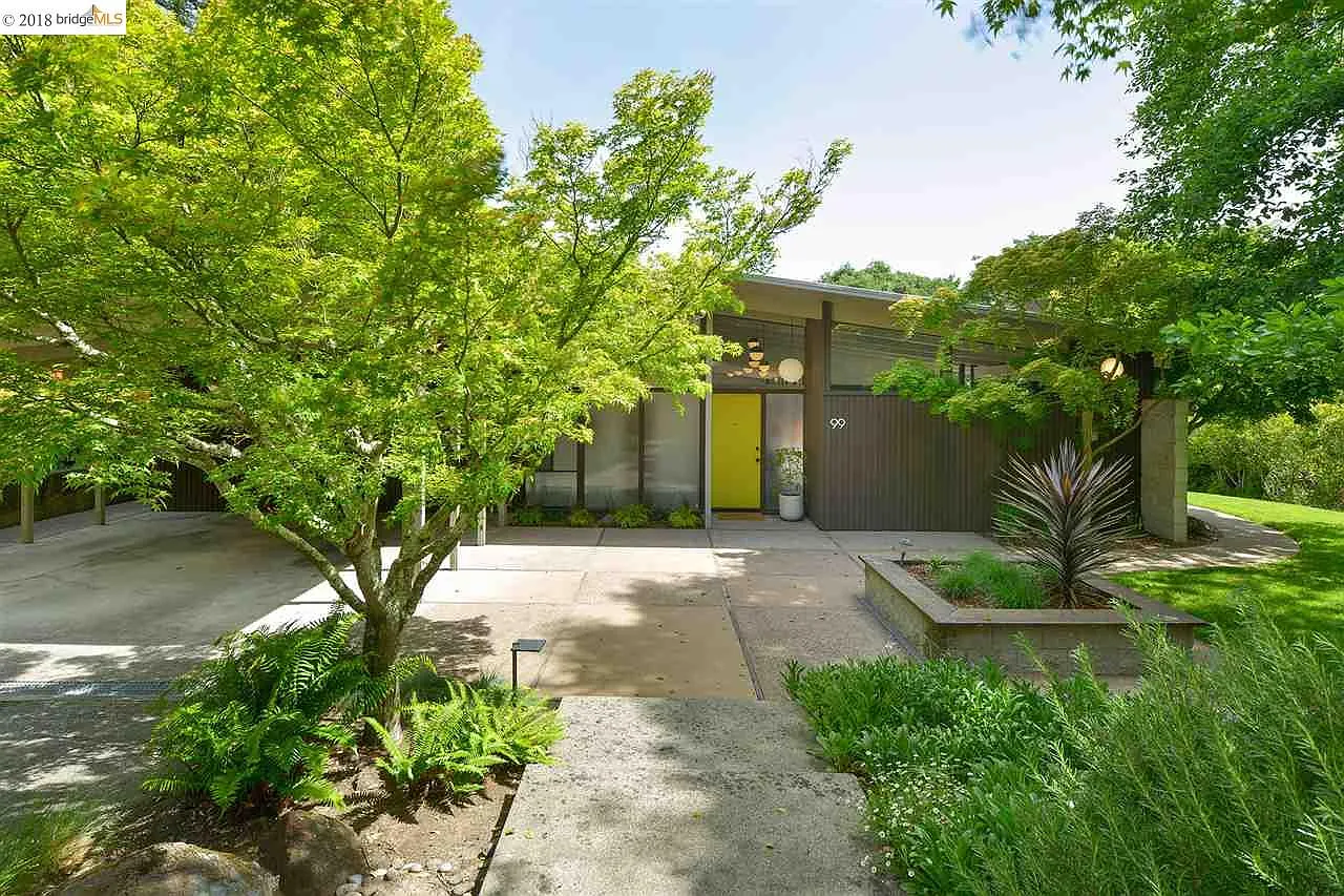 99 Donna Maria Way photo 1