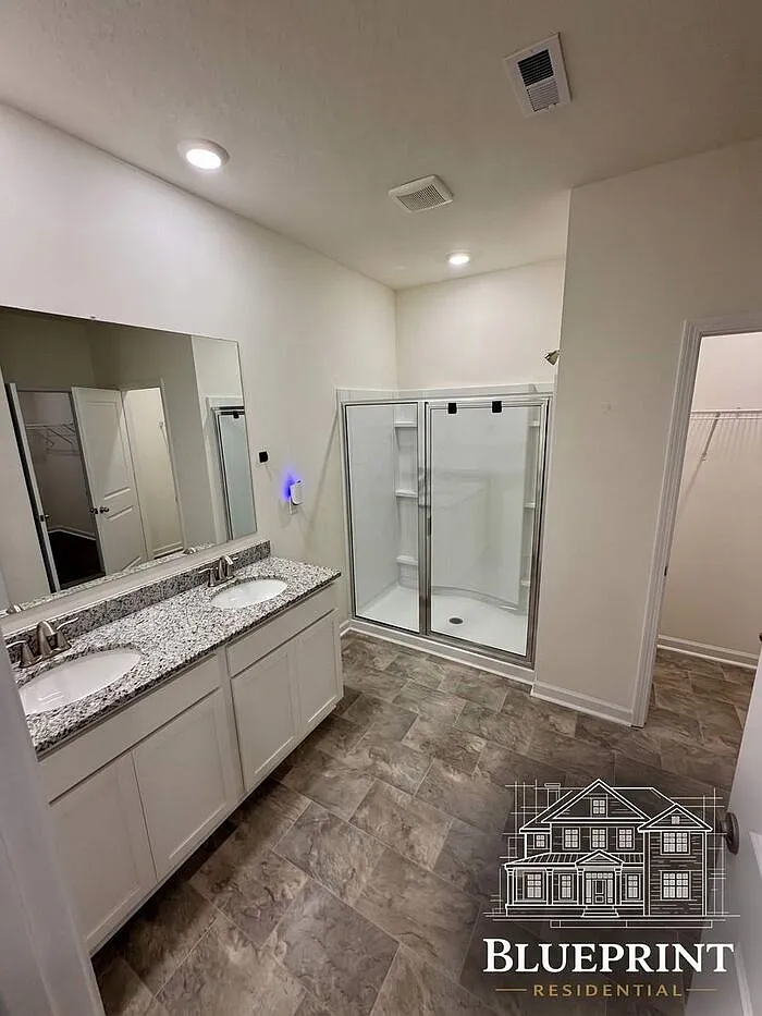 4 bed, 2.0 bath, 1852 sqft, $2,845 — Photo 3